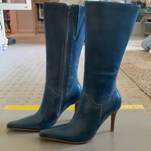 Heel boots